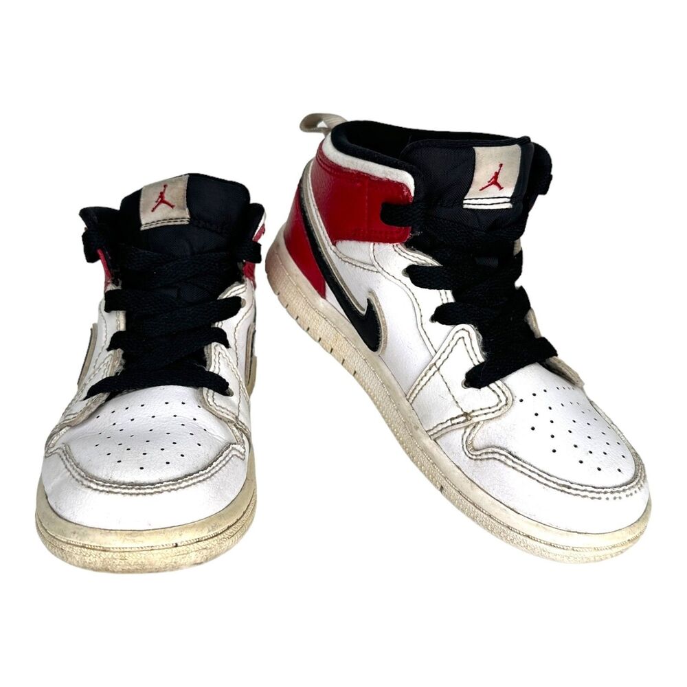 Nike Air Jordan 1 Mid Lace Up Athletic Shoe Boys Size 10C 640735-116 White Red
